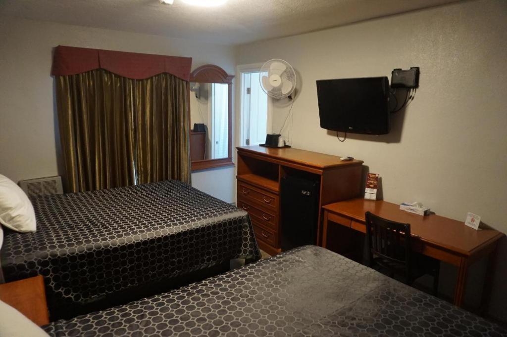 Las Palmas Hotel — Fotos 1